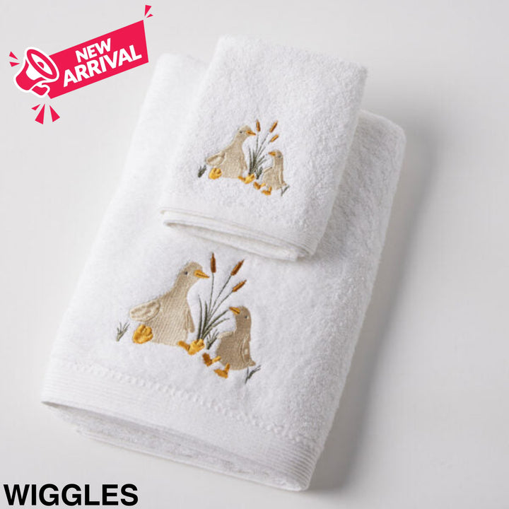 Jiggle &amp; Giggle Embroidered Baby Towel &amp; Face Washer Gift Set