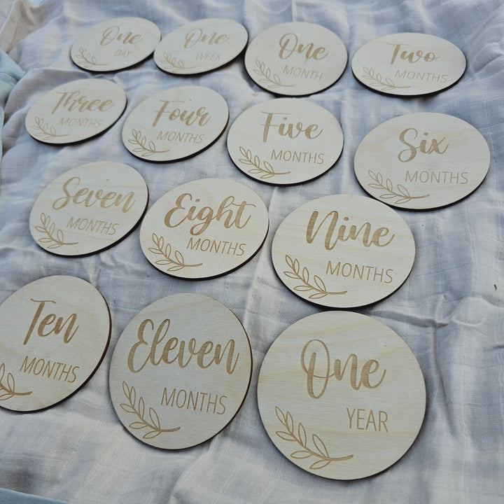 Assorted - Baby Milestone Engraved Discs Leaf