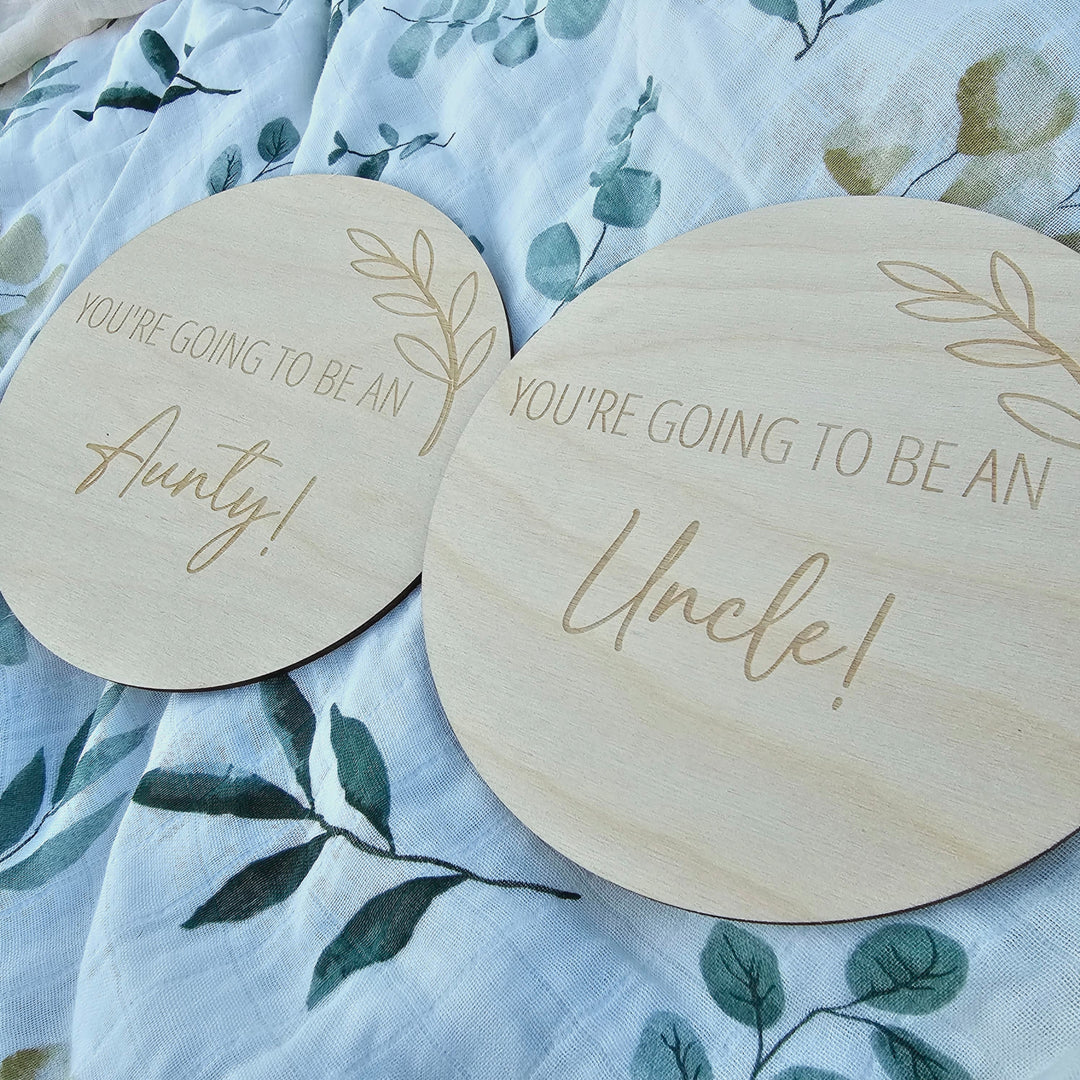 Assorted Family Announcement Plaques