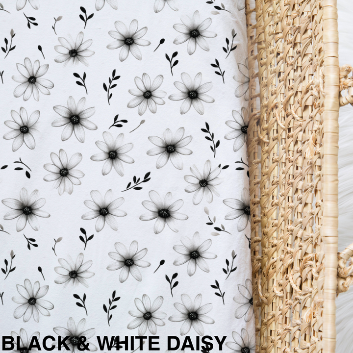Bamboo Jersey Fitted Bassinet/ Change Mat Cover - Assorted Black & White Daisy Wraps