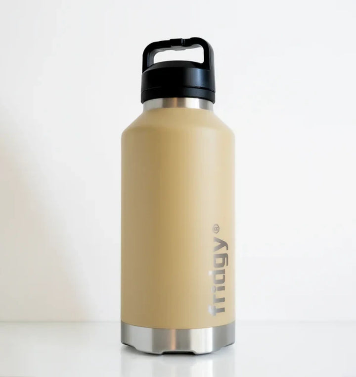 Fridgy 1.9L Insulated Bottle Sandy Taupe / Sipper Straw Lid