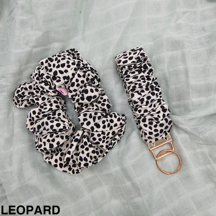 Key Wristlet & Hair Scrunchie Leopard