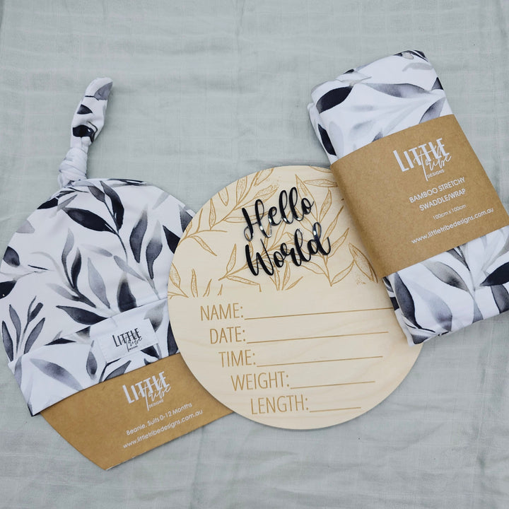 Little Tribe Designs Birth Announcement Set Black Leaves / Beanie