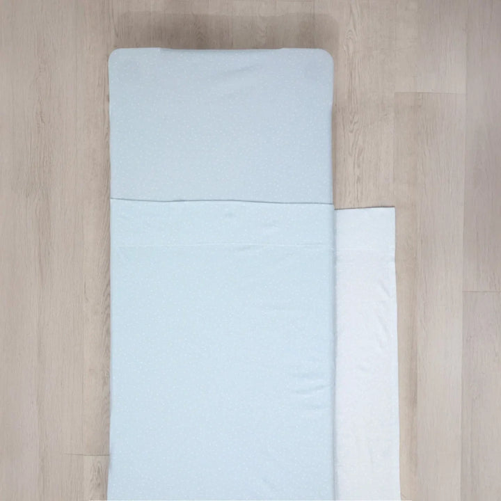 Living Textiles Stacking Daycare Bed Sheet Set Blue Dots