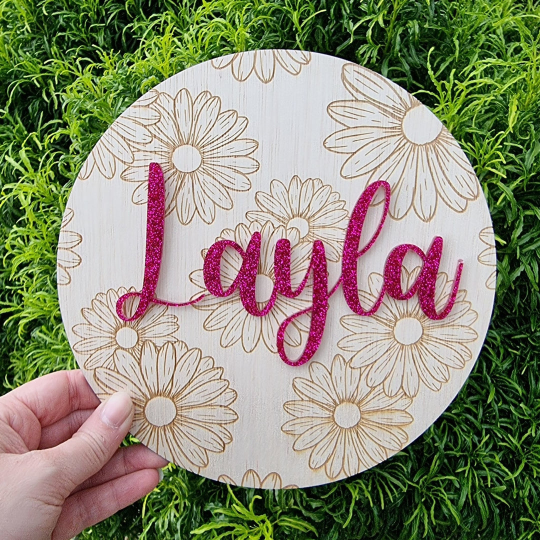 Full Daisy Engraved Round Name Plaque